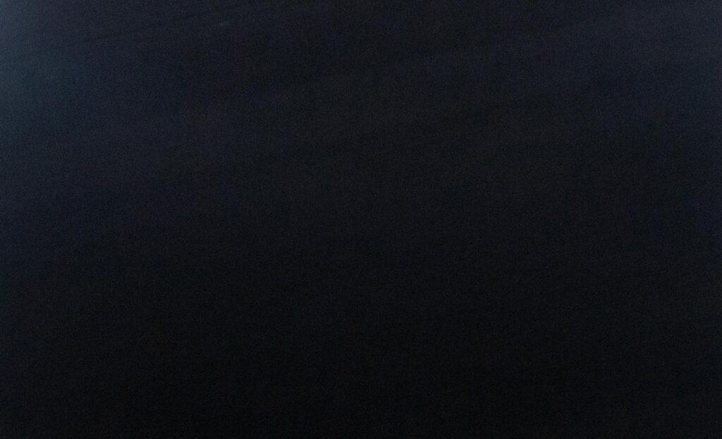 Anthros Black-Granite